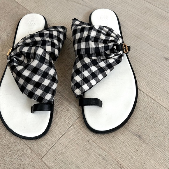 Tory Burch Shelby sandals - Picture 3 of 10